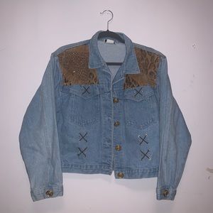 VINTAGE CHEETAH PATCHWORK JEAN JACKET